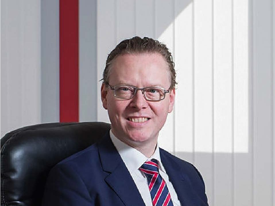 Tobias Klein-Endebrock ist Ihr Ansprechpartner für Familien- und Veraltungsrecht