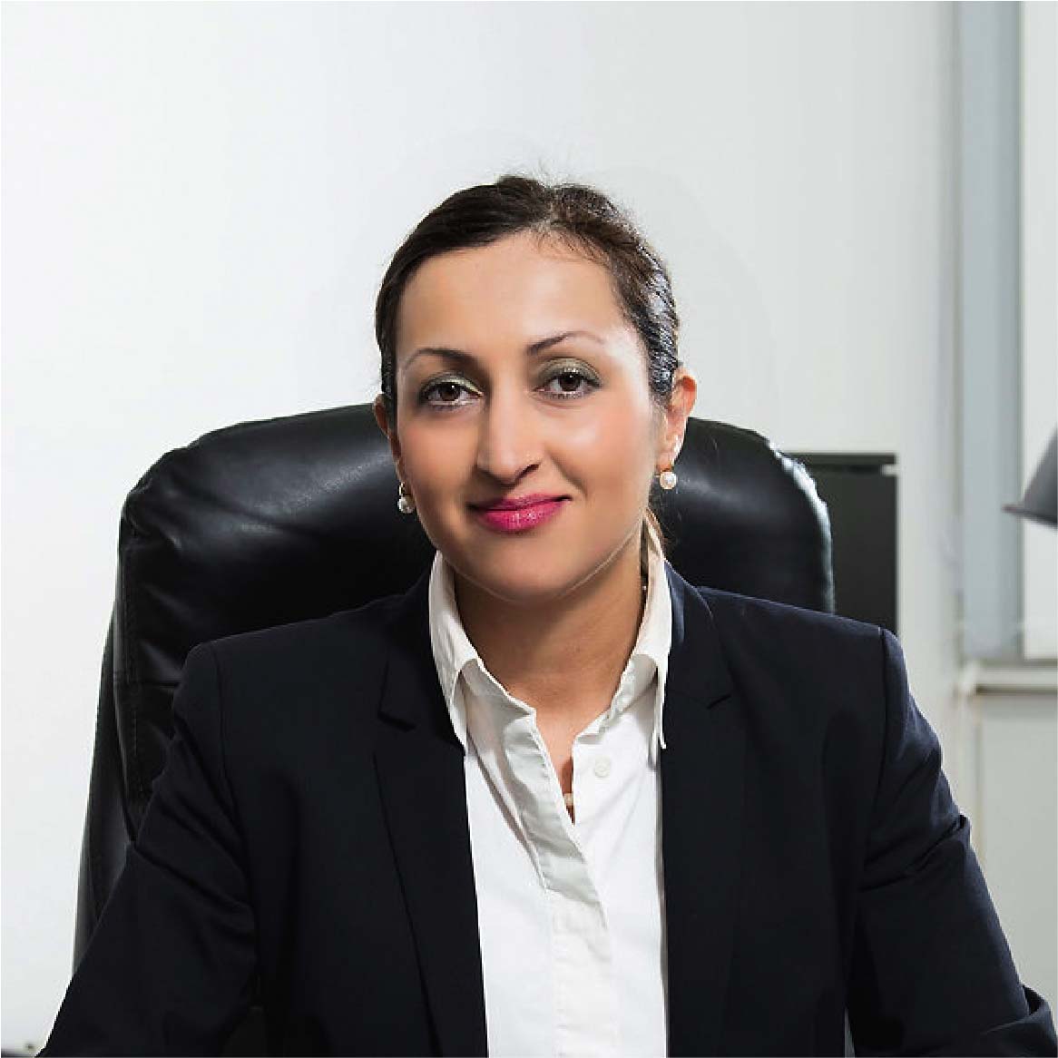 Farzaneh Klein-Endebrock, Fachanwältin für Familienrecht und Verwaltungsrecht, Kanzlei am Wallring Dortmund